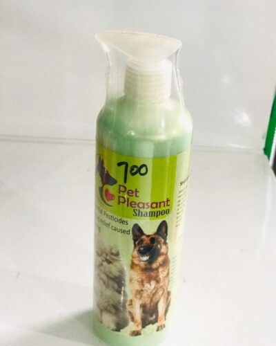 PET PLEASANT SHAMPOO FOR DOGS & CATS