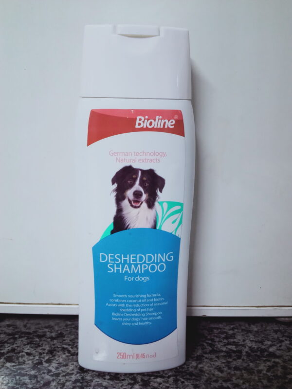 Bioline deshedding shampoo for dogs